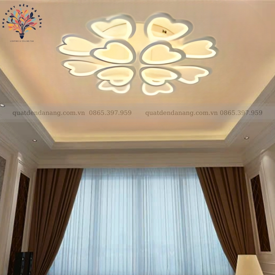 Đèn Ốp Trần Cánh Tim